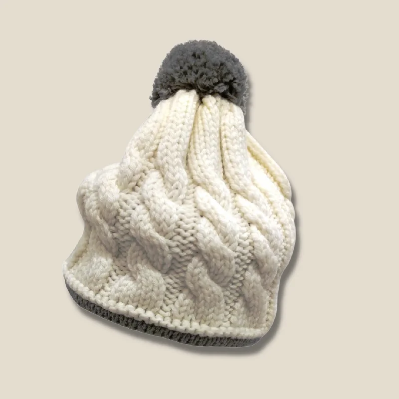 POM POM - Cable Knit Cap Made in Italy